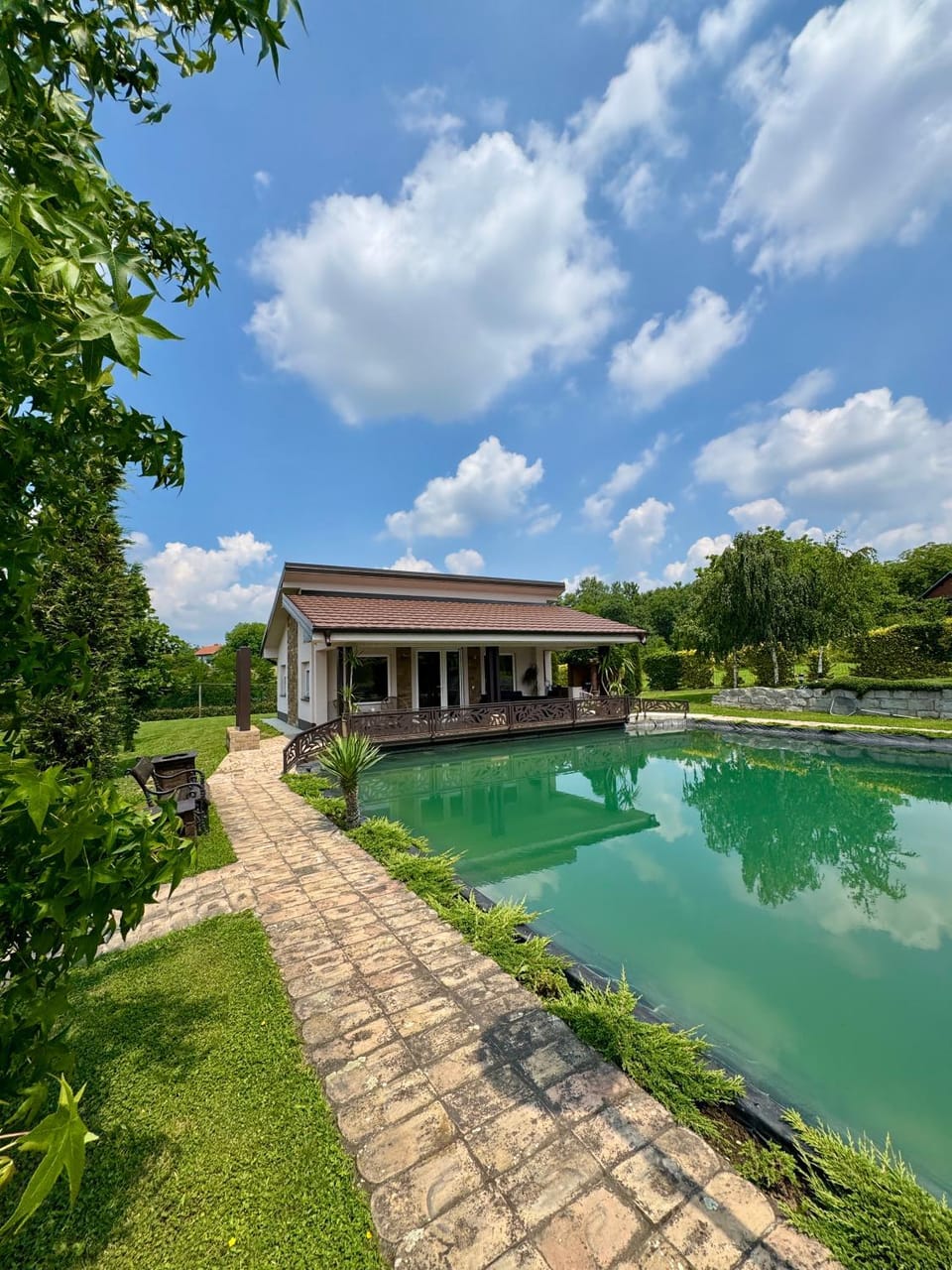 Property building, Lake view