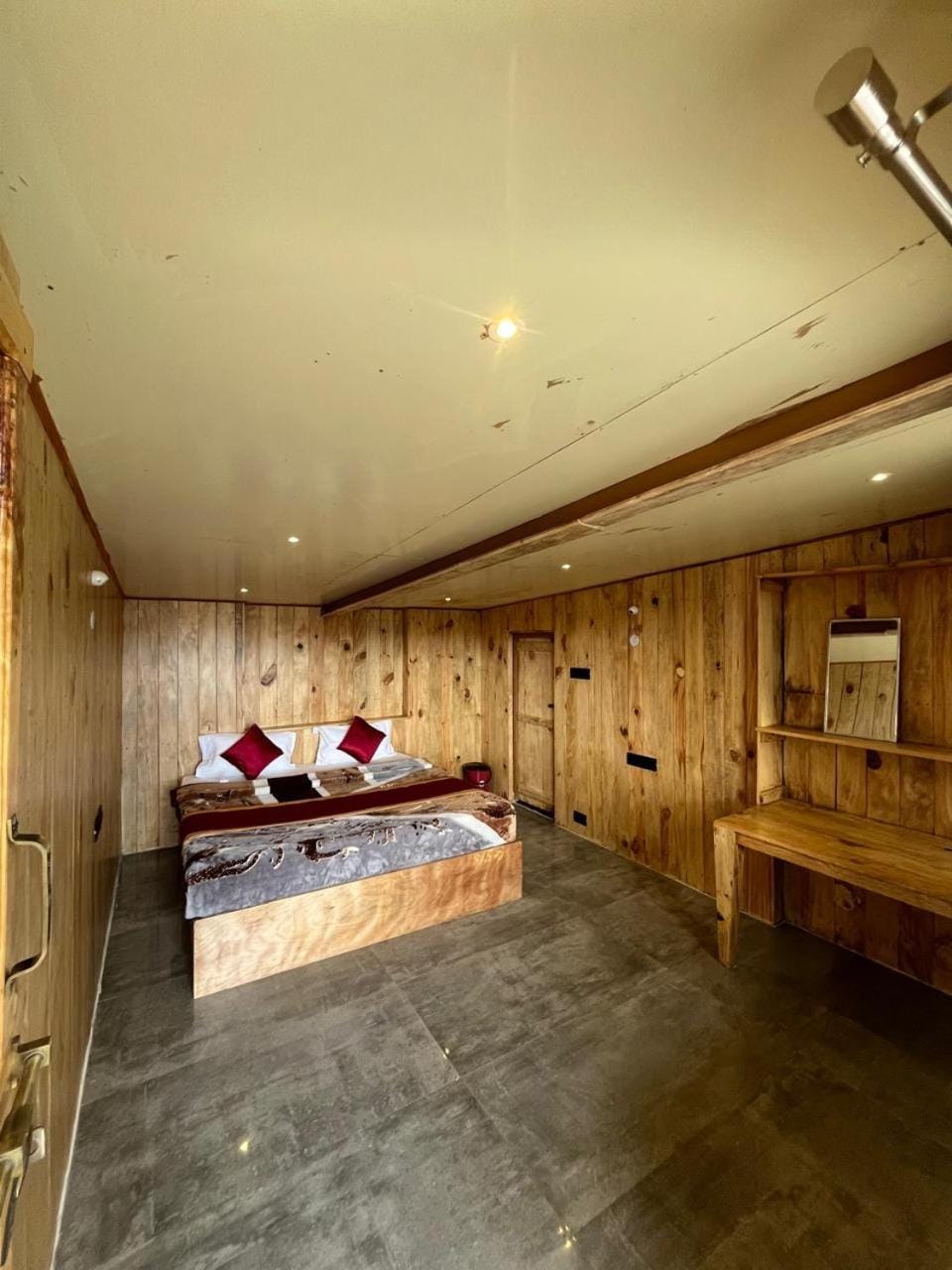 Misty nest Bed and Breakfast in Ooty