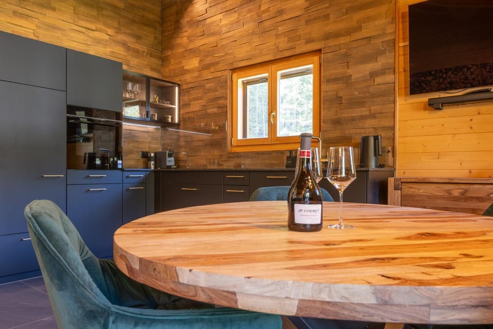 TV and multimedia, Dining area, kitchen