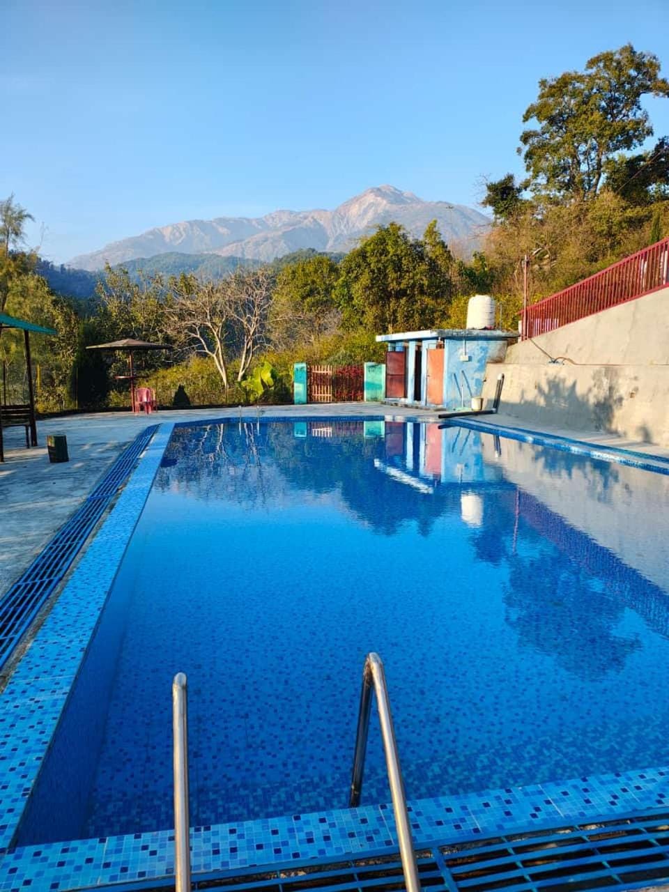 Swimming pool