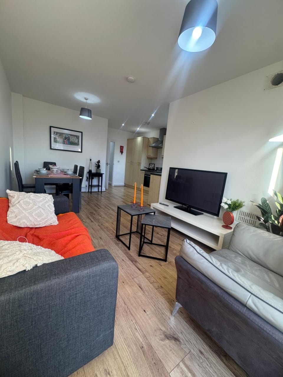 Living room, Seating area