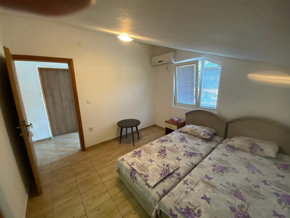 Mia Apartment in Budva Municipality