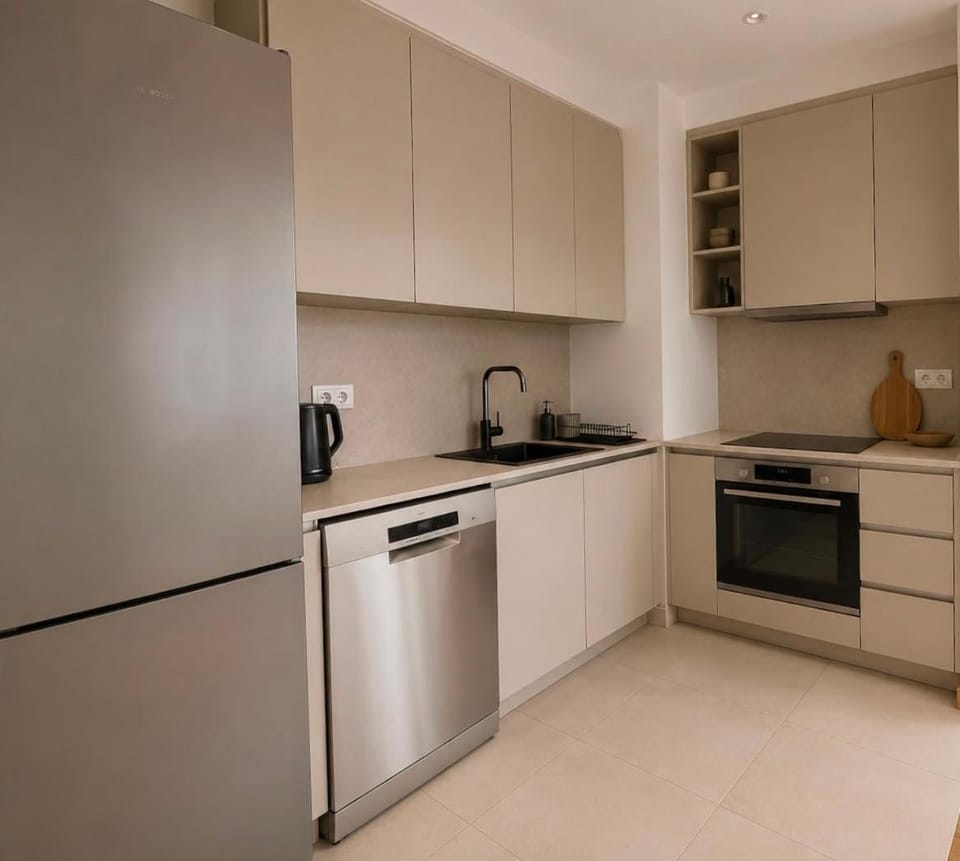 Verde Delux 2 BDR Apartment in Belgrade