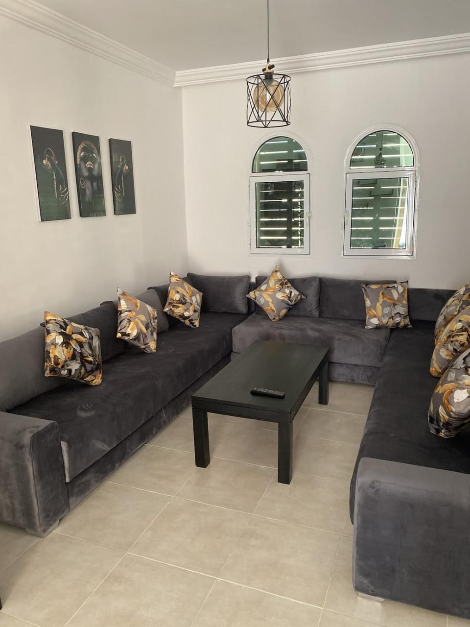 Chic apartment with secure pool Apartment in Tangier-Tétouan-Al Hoceima