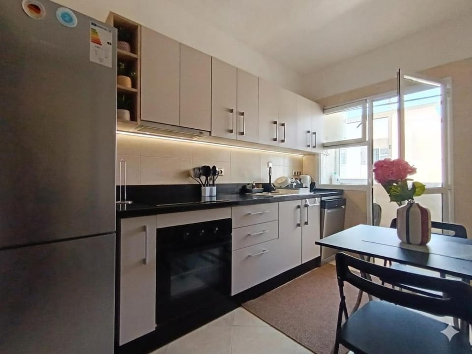 Kitchen or kitchenette, kitchen