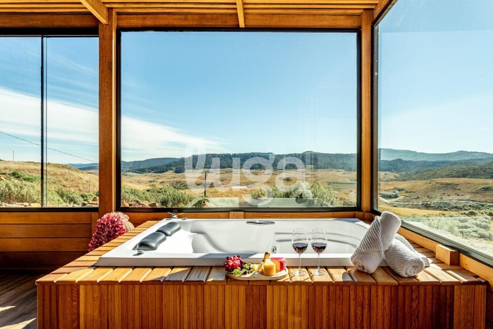 LUGA Altos da Serra House with View and Bathtub Apartment in State of Santa Catarina