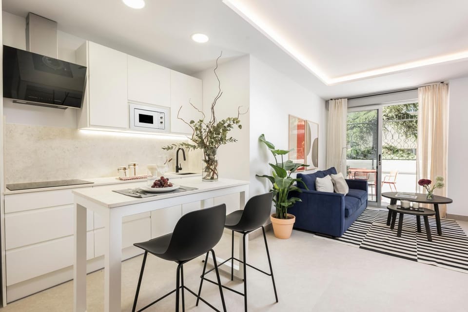 Kitchen or kitchenette, stove