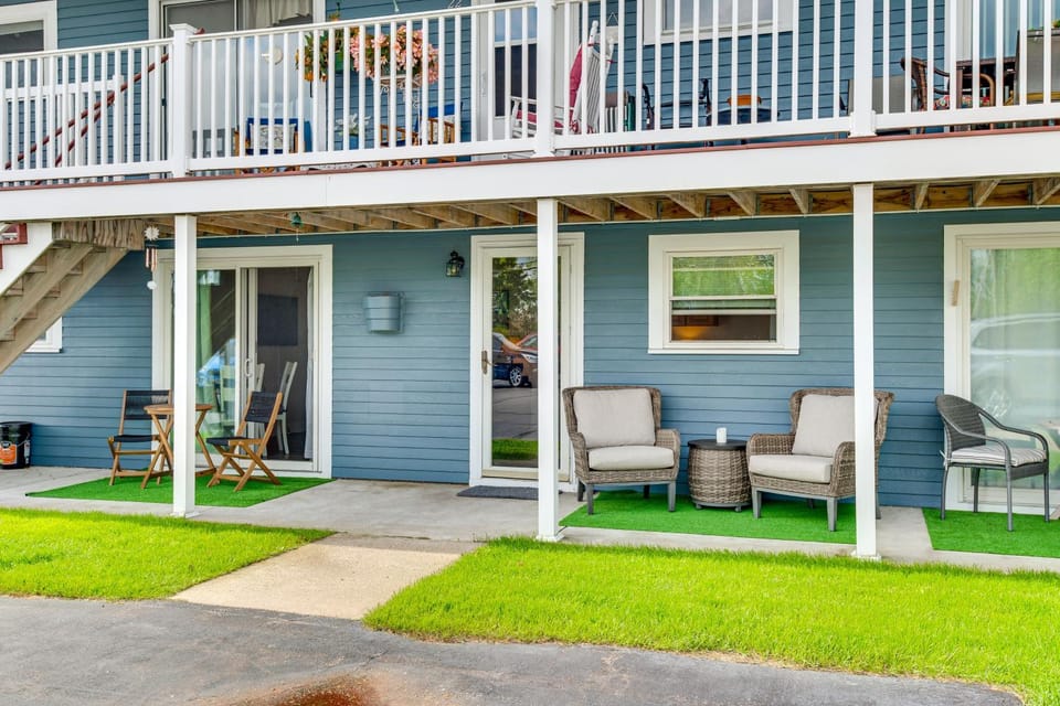 Walk to Wells Beach! Family-Friendly Gem w/ Patio House in Wells
