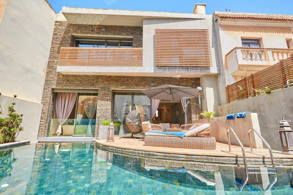 Patio, Balcony/Terrace, Pool view