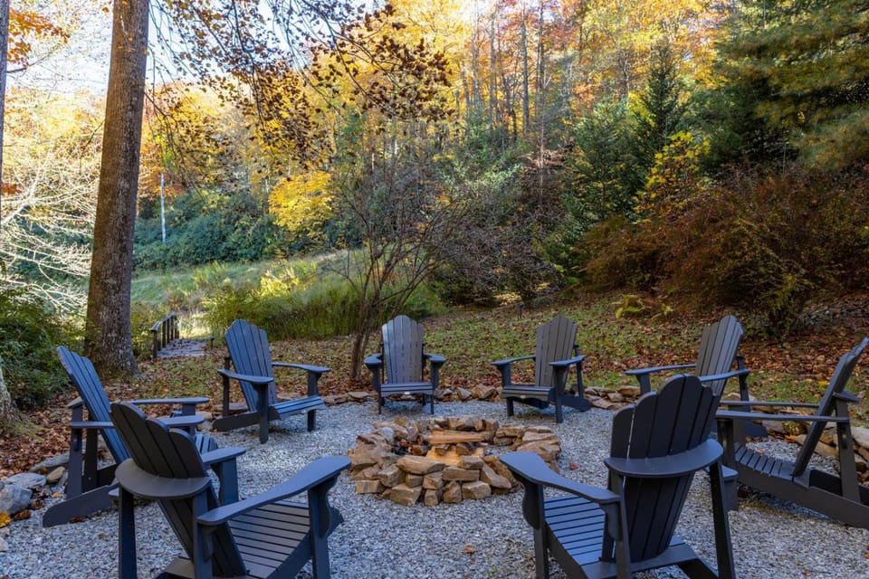 Mountain Air Cabin Cabin in Brushy Fork
