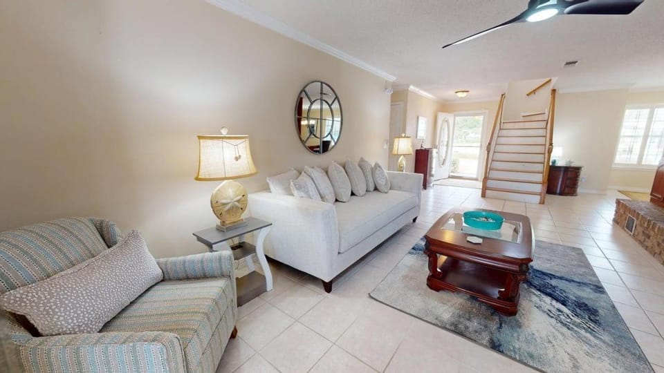 Gulf Breeze Hideaway House in Gulf Pines