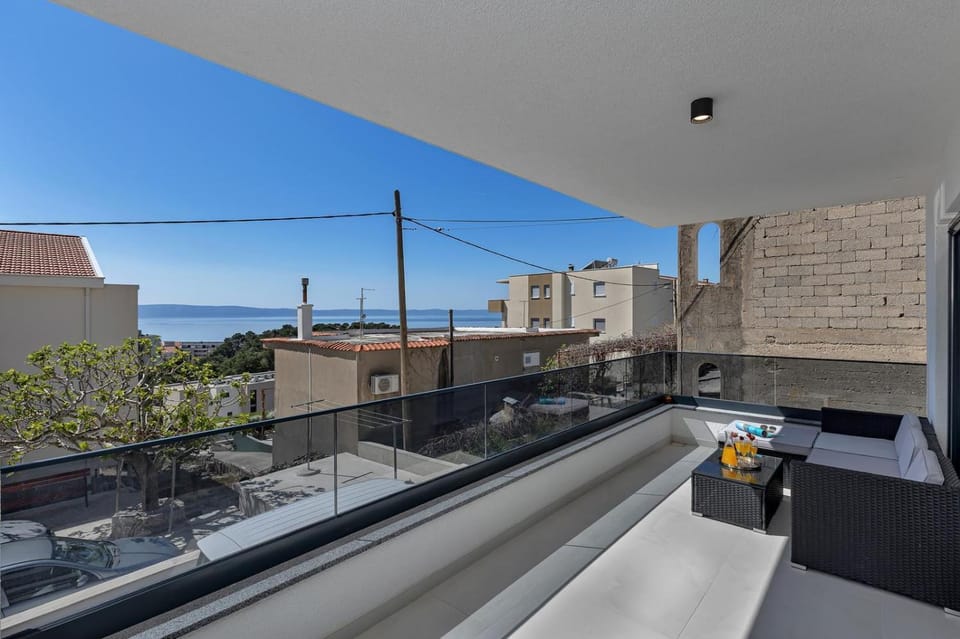 Natural landscape, View (from property/room), Balcony/Terrace, Sea view
