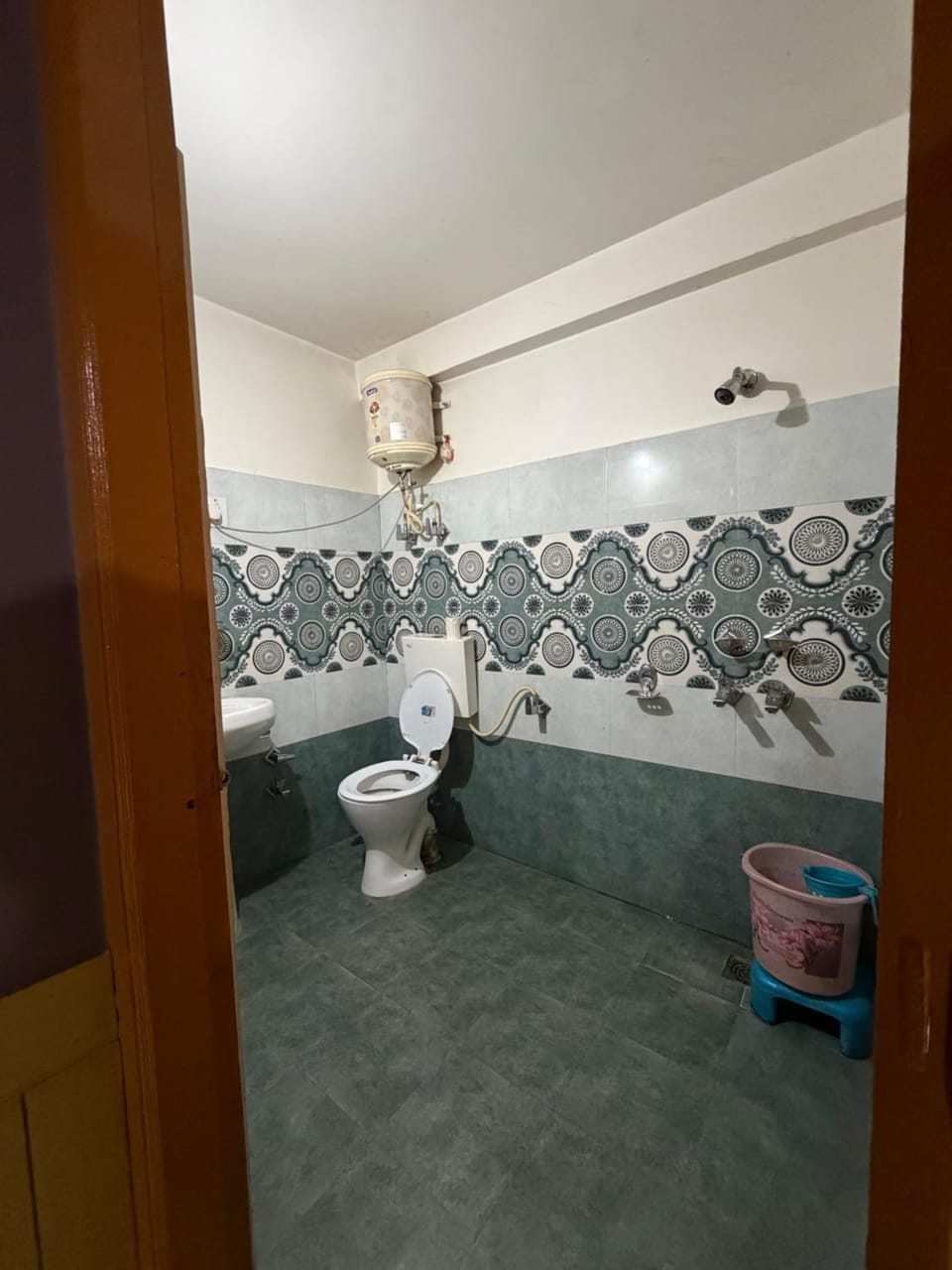 Highland Spirit Rooftop & Riverside Retreat Bed and Breakfast in Himachal Pradesh