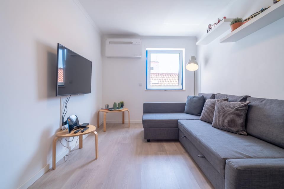 TV and multimedia, Living room, air conditioner
