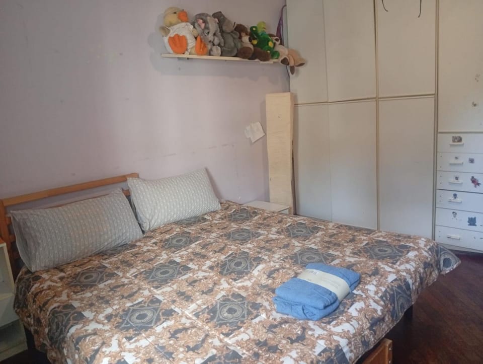 Bed, Bedroom, wardrobe