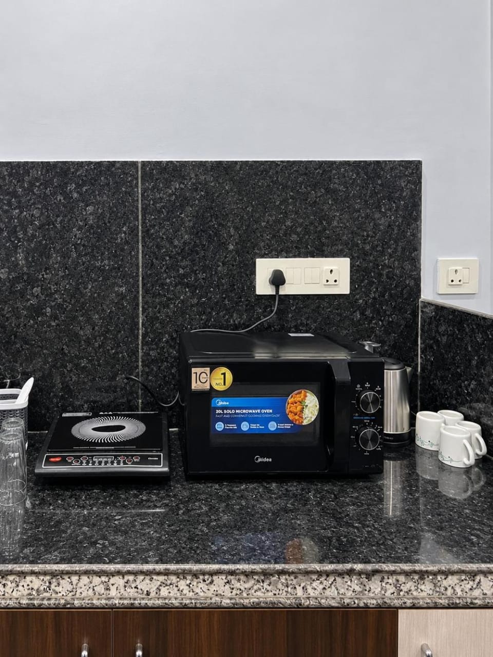 Kitchen or kitchenette, Kitchen or kitchenette