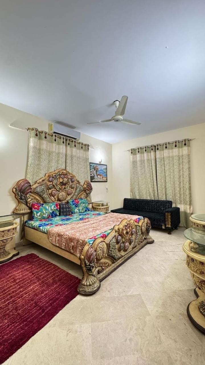 Sarena Guest House Karachi Bed and Breakfast in Karachi