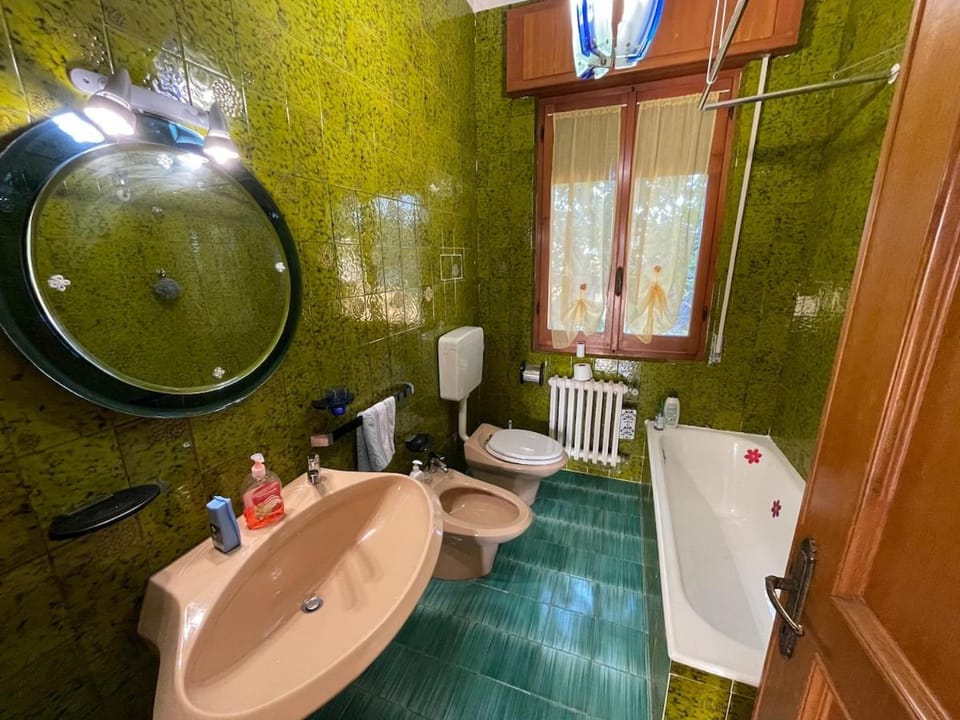 Bathroom, Bath