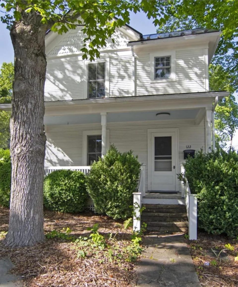 Prime Location in Downtown Lewisburg House in Lewisburg