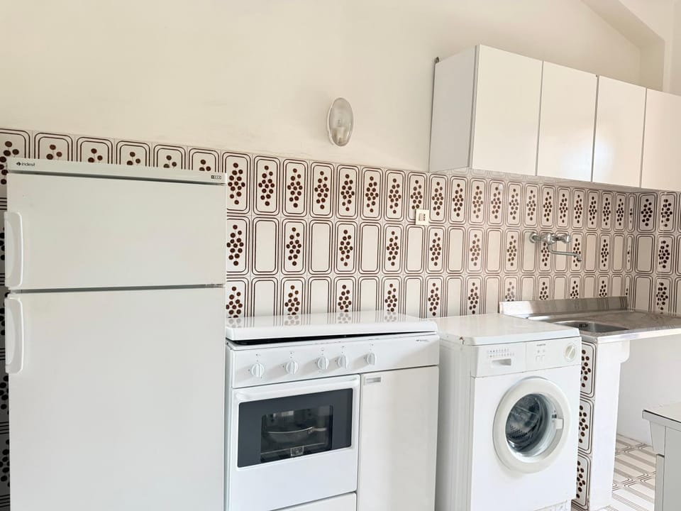 N322 - Numana, trilocale con terrazzo e posto auto vicino al mare Apartment in Numana