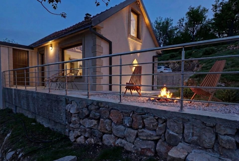Lux Aura Spa Apartment in Montenegro