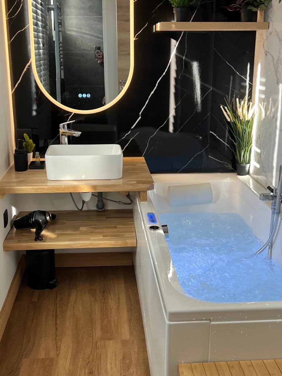 Hot Tub, Spa and wellness centre/facilities, Spa and wellness centre/facilities