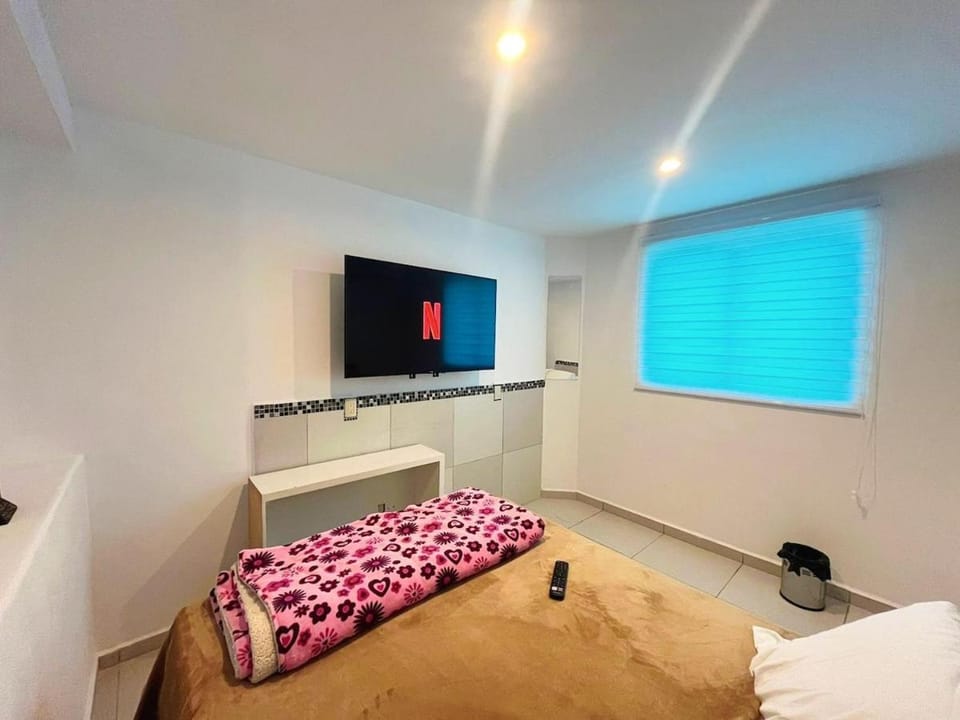 Hermoso y centrico, en casa con jardin Apartment in State of Mexico