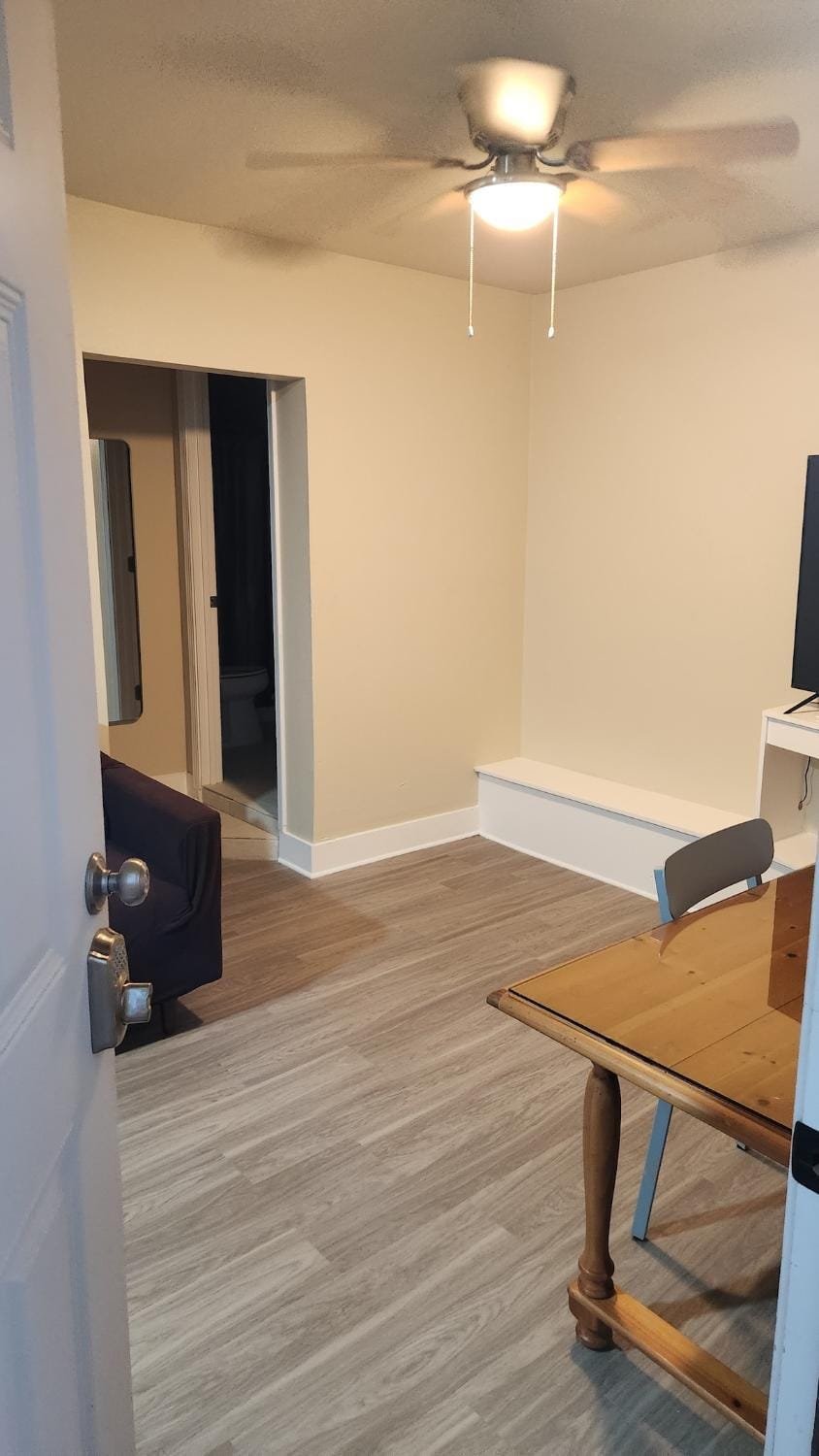 Little Castle No Pet Fee Apartment in Austin