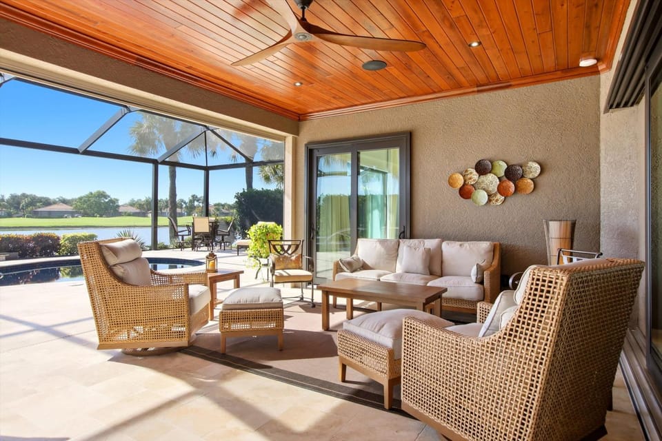 Naples Waterfront Oasis Private Pool Hot Tub & Stunning Views House in Lely Resort