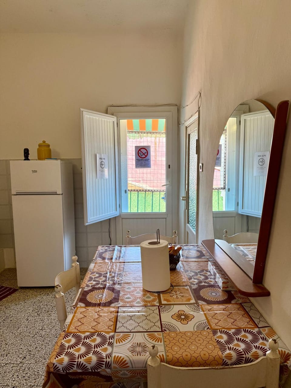 Ostello moderno centro- cucina Wi-Fi Hostel in Livorno