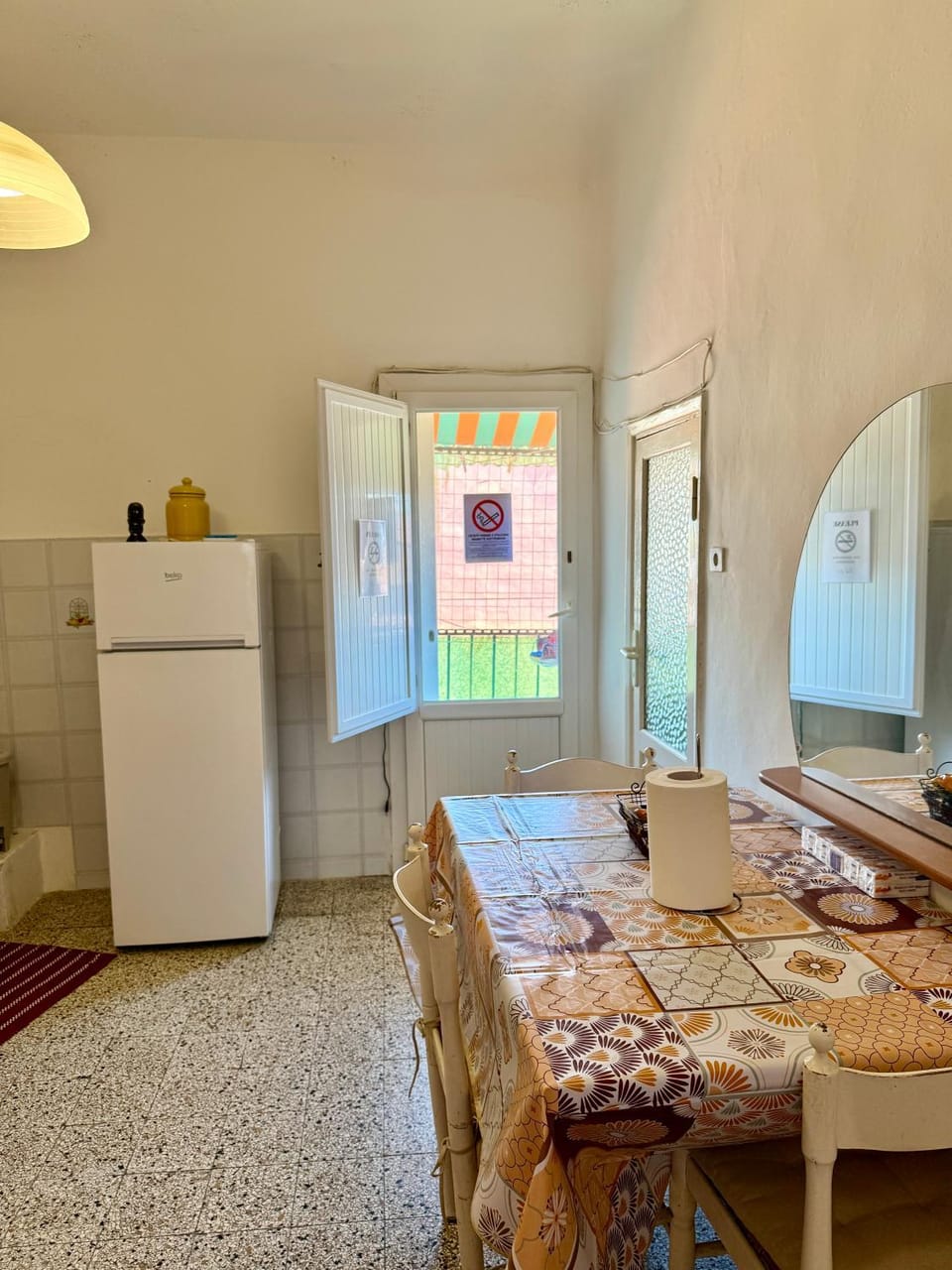 Ostello moderno centro- cucina Wi-Fi Hostel in Livorno