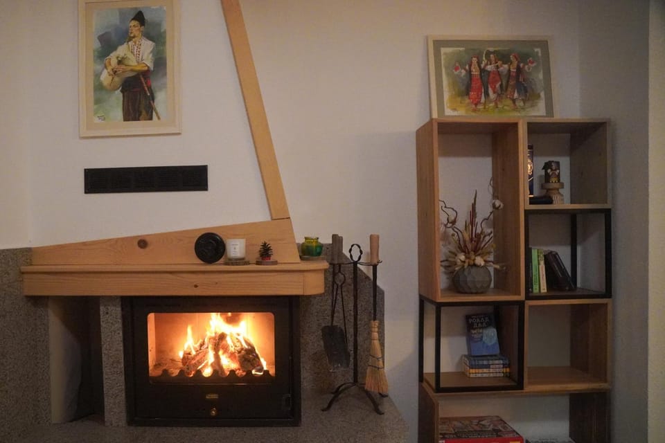 Living room, fireplace