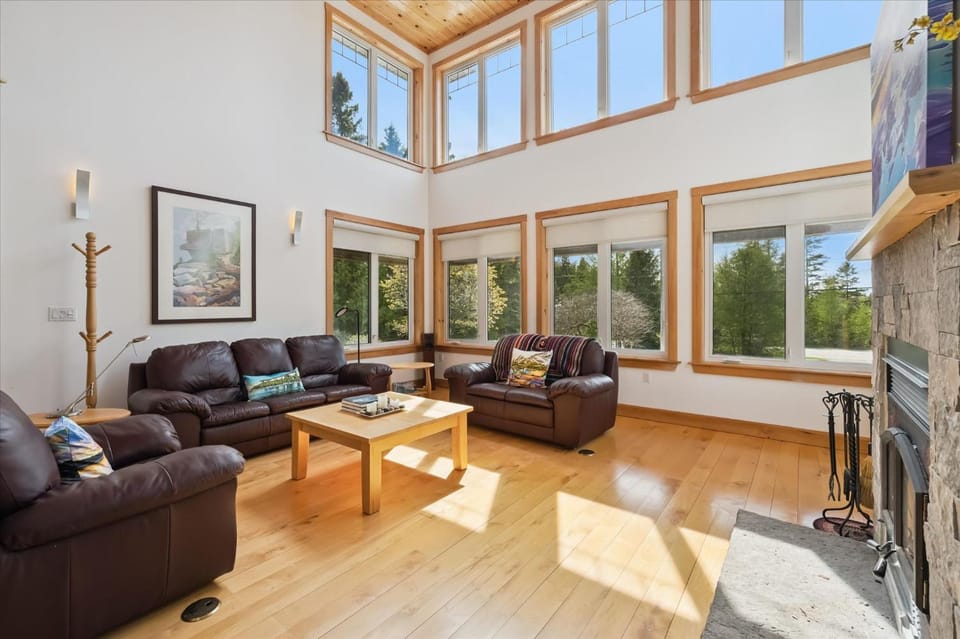 Topaz Beach Cottage AC Waterview House in South Bruce Peninsula