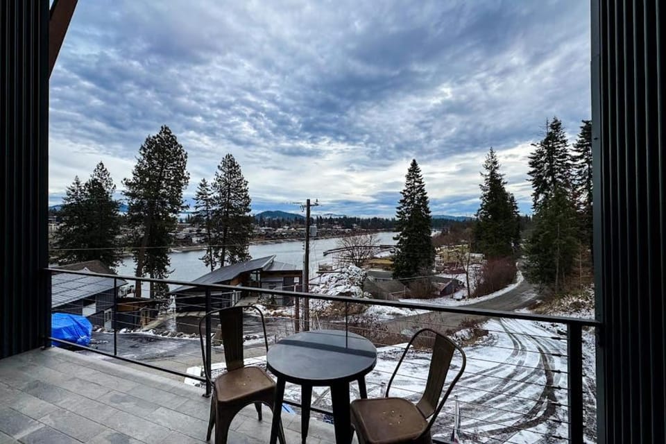 Modern Retreat with Spokane River Views House in Coeur dAlene