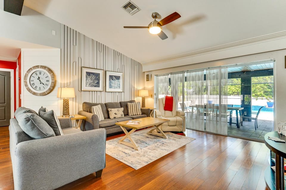 Tropical Oasis in Lehigh Acres: Great for Groups! House in Lehigh Acres