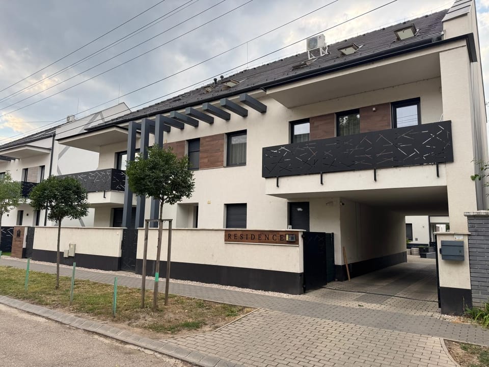 Happy Seasons Deluxe Apartment in Hungary