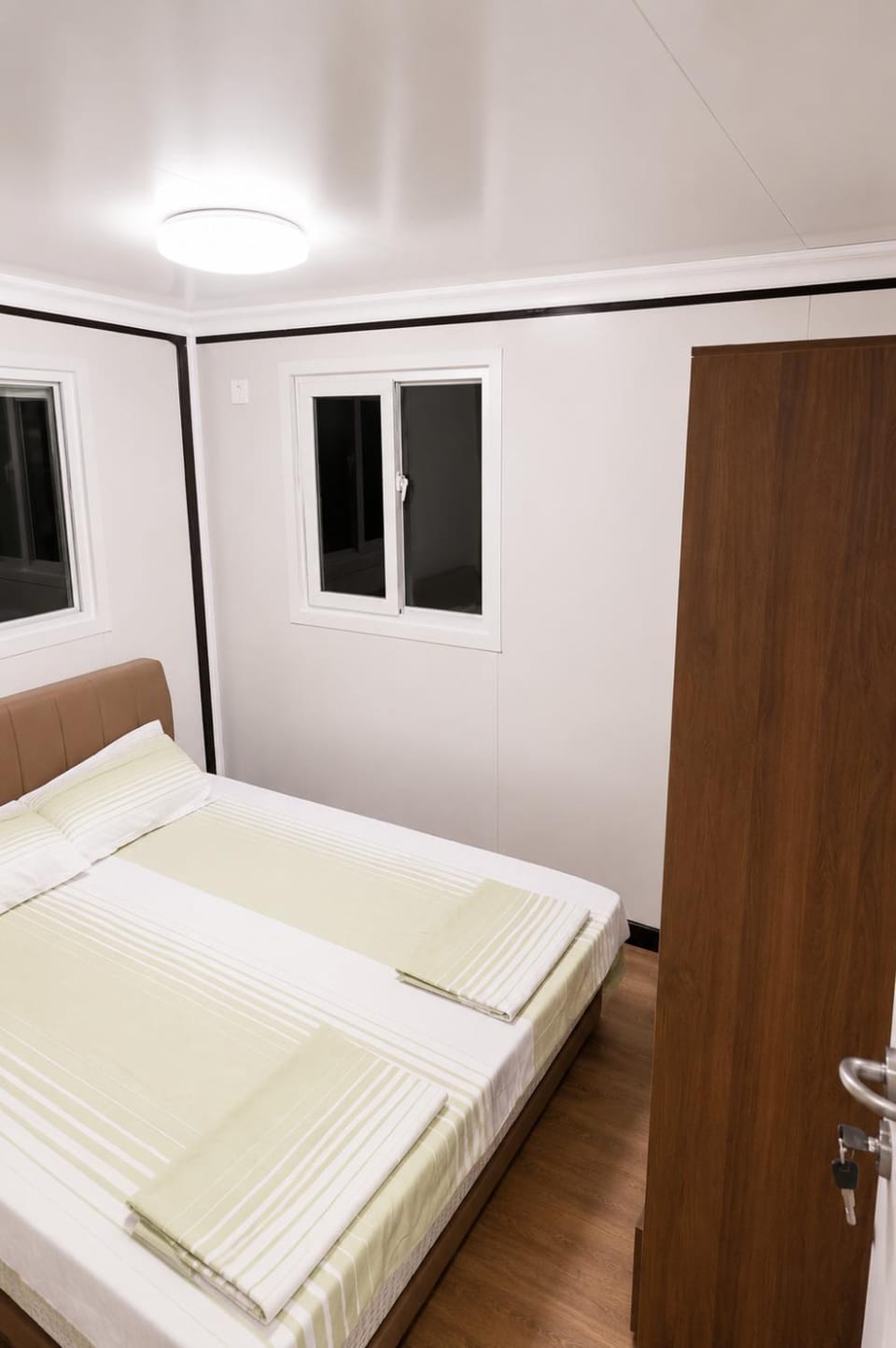 NIBIRU OFFICIAL ACCOMMODATION LUNR Camp Campground/ 
RV Resort in Constanța County