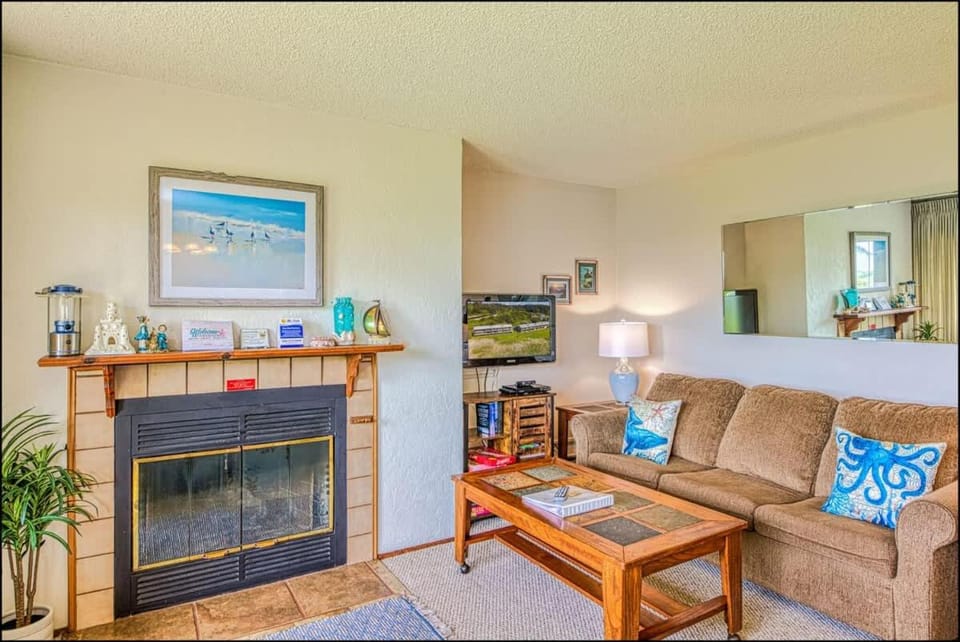 Hi-Tide Resort Queen Bed Dogs OK Unit 4 House in Moclips