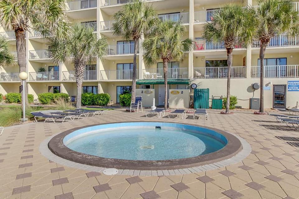 The Summit 525 House in Upper Grand Lagoon