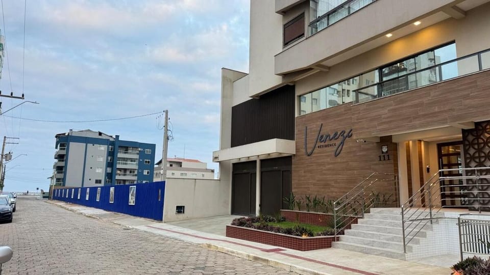 Pet Friendly a 110m da Praia com Churrasqueira Apartment in Navegantes