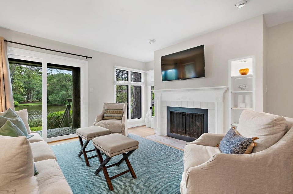 4563 Park Lake Villa in Kiawah Island