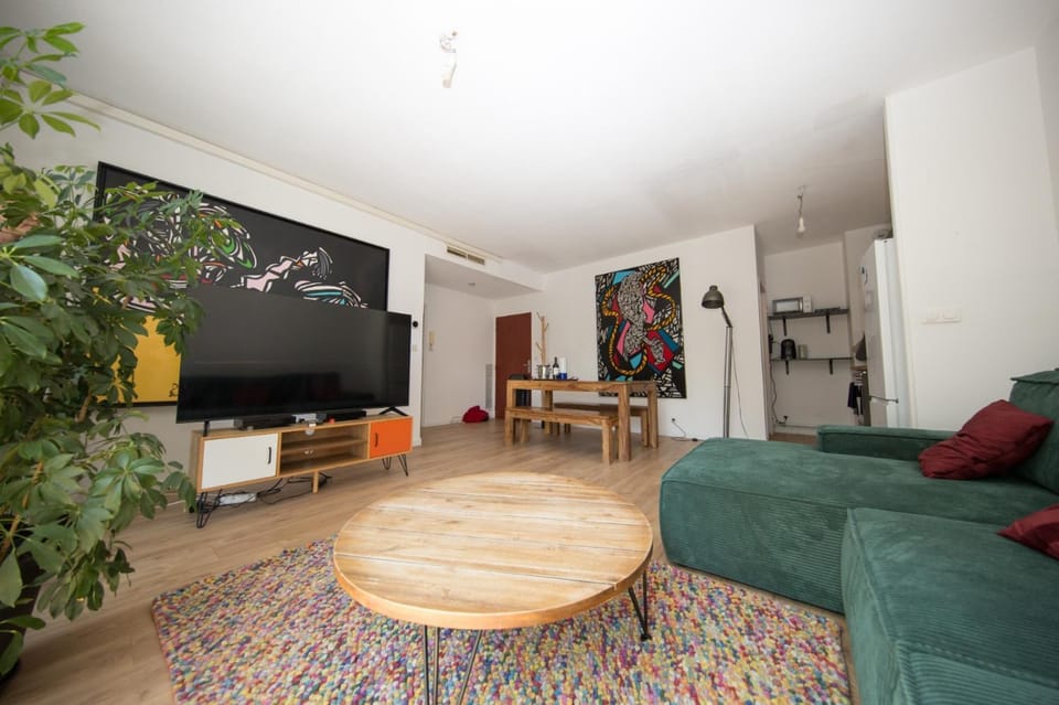 Cha Apartment in Toulouse