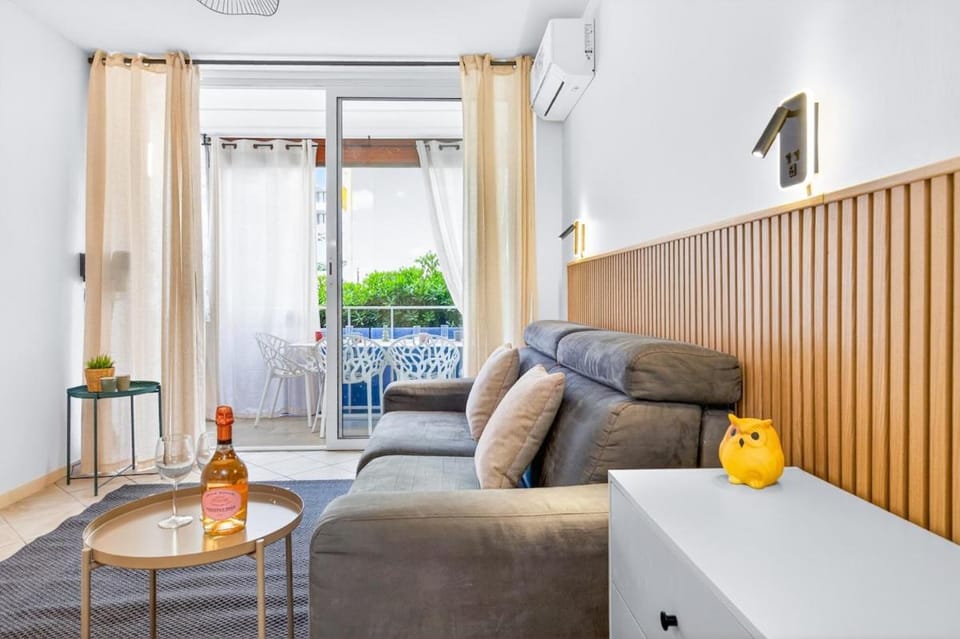 Séjour moderne à deux pas de la plage Apartment in Roquebrune-Cap-Martin