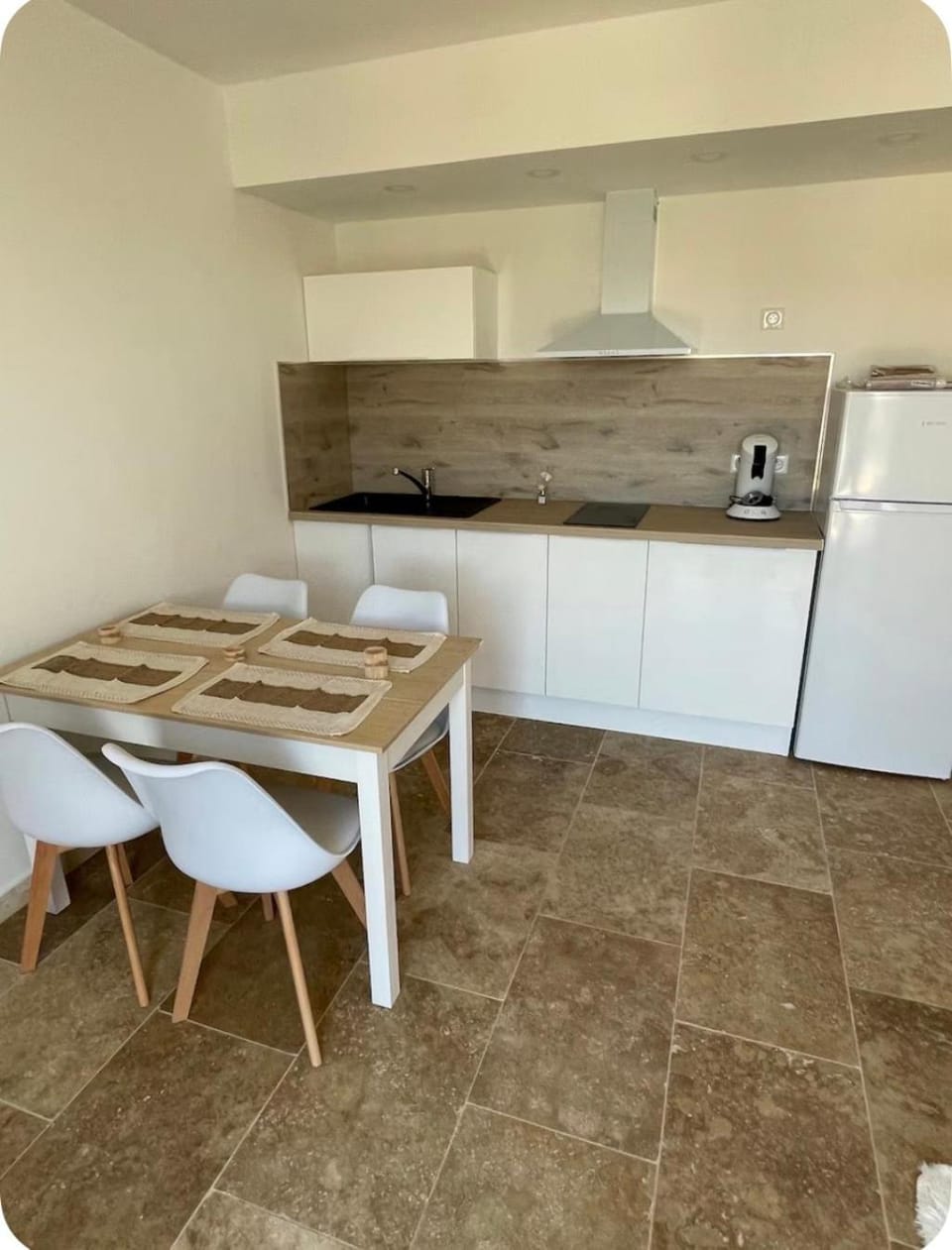 Appartement cœur village 1 Apartment in Saintes-Maries-de-la-Mer