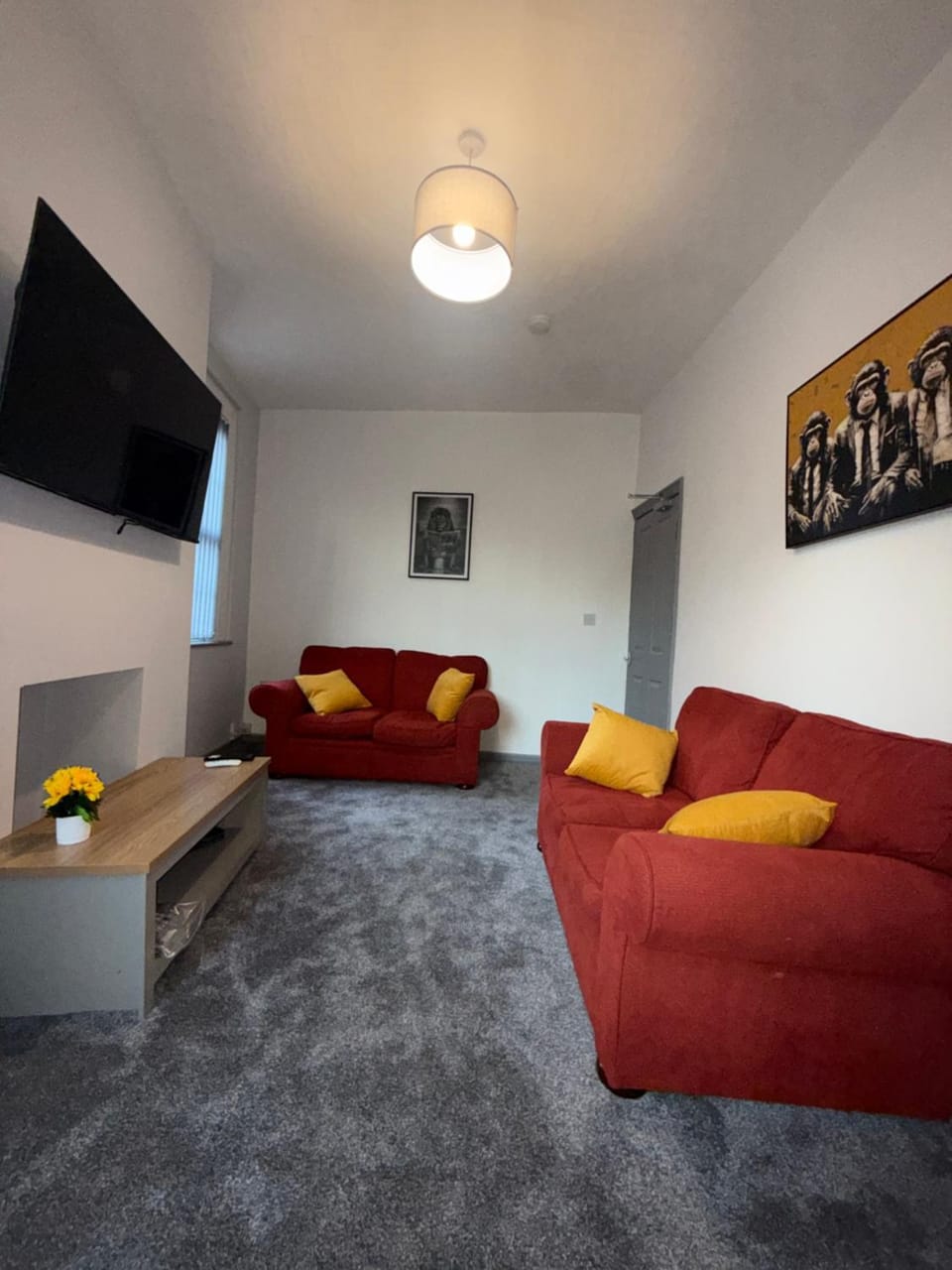 PLUS Properties Leek 4 Ensuite Vacation rental in Stoke-on-Trent