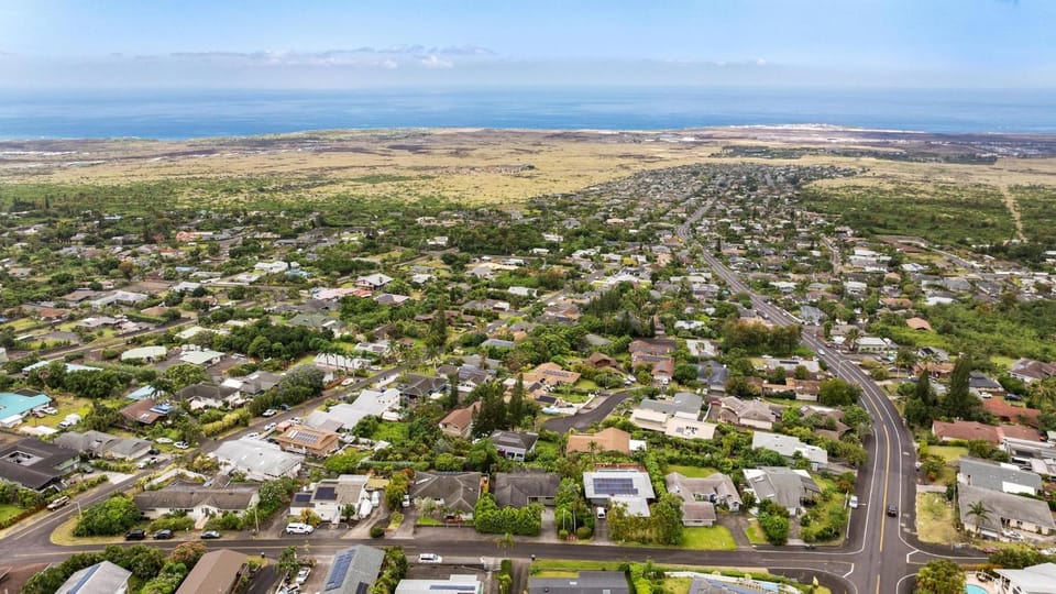 Neighbourhood, Bird's eye view
