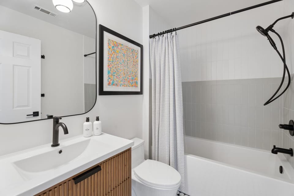 Bathroom, Bath