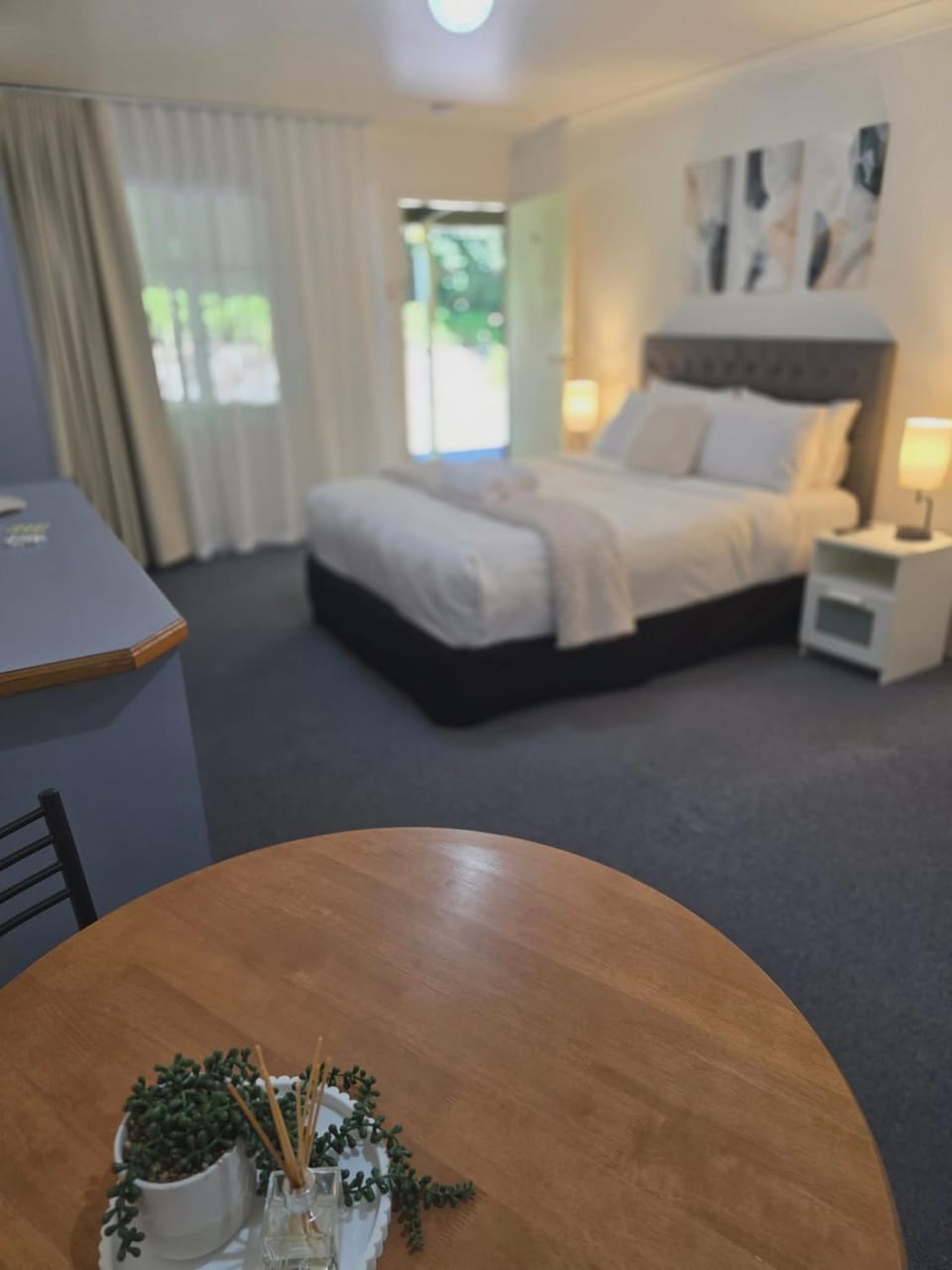Flaxton Country Lodge Motel in Flaxton