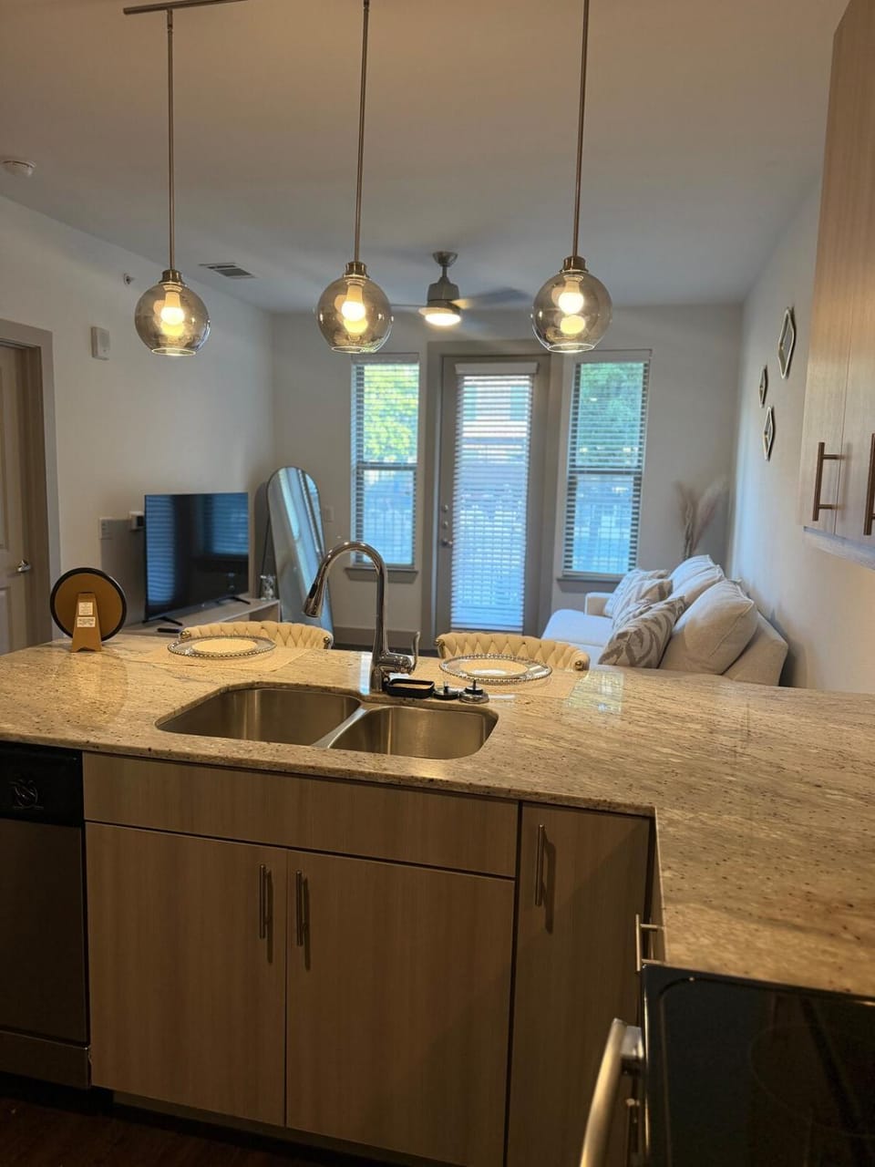 Canal Luxe Apartment in Farmers Branch