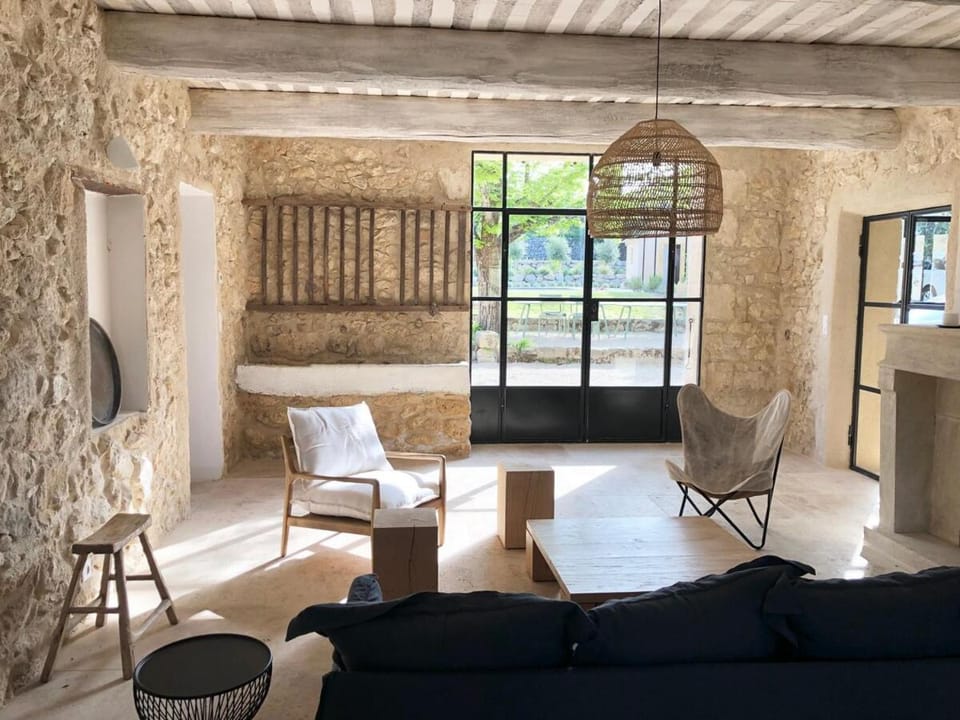 Stunning stone house in Provence House in La Roque-d'Anthéron